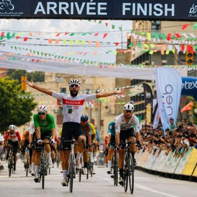 طواف الجزائر 2026: الدراج الجزائري حمزة ياسين يتوج بالمرحلة السادسة  بمدينة تنس 