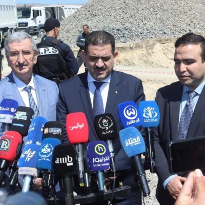 دربال:قطاع الري يعتمد على نظرة استشرافية تواكب وتيرة التنمية المتسارعة التي  تشهدها البلاد