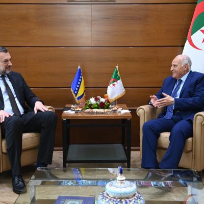 عطاف يستقبل نظيره البوسني 