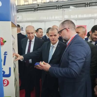 Kamel Rezig au Salon national des fromages et des produits laitiers
