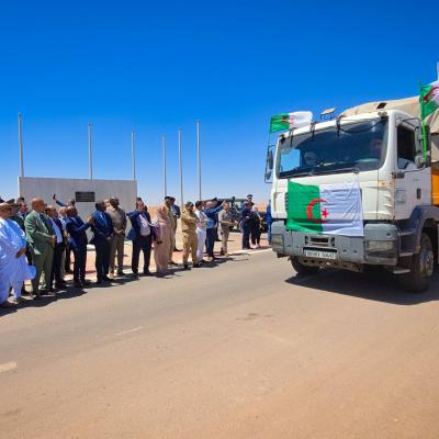 Lancement depuis Tindouf d’une opération d’exportation de 33 cargaisons de produits vers la Mauritanie