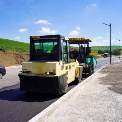 Lancement de projets de modernisation du réseau routier dans plusieurs wilayas