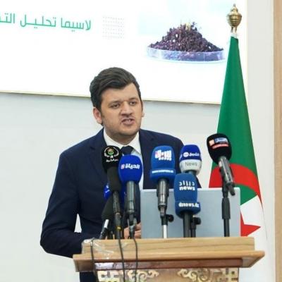 Oualid souligne l'importance d'investir dans la mécanisation et de développer les compétences humaines pour augmenter la production agricole