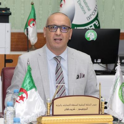 اجتماع حول معالجة ملفات الترشح  والفصل فيها