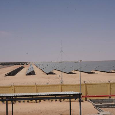 Adjal met en service une centrale photovoltaïque de 200 mégawatts à El-Meghaïer