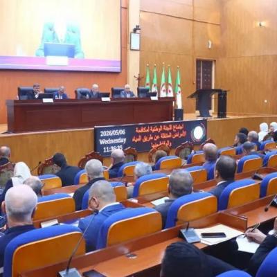  وفد عن اللجنة الوطنية للوقاية من الأمراض المتنقلة عن طريق  المياه في زيارة عمل وتفقد إلى عدد من الولايات