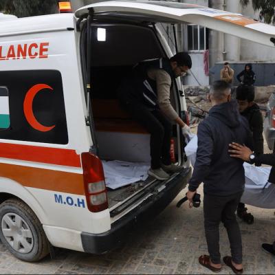 gaza-ambulance01.jpg