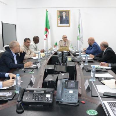 Khelfane préside une réunion du Conseil de l'ANIE