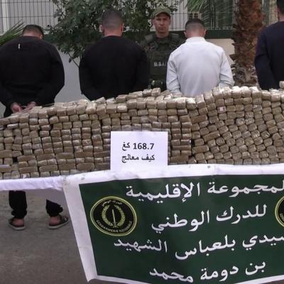 توقيف 5 أشخاص وحجز أكثر من قنطار ونصف من الكيف المعالج بسيدي بلعباس