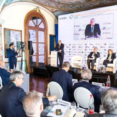 الطبعة الرابعة للمنتدى الدولي المتوسطي "نحو الجنوب"  بإيطاليا  