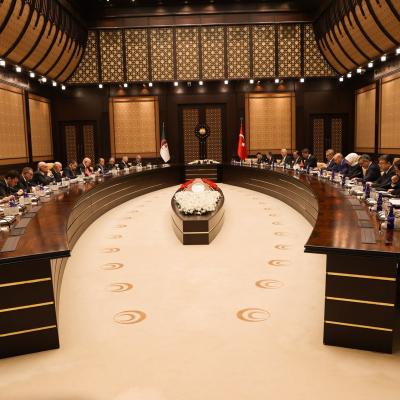 التوقيع على عدة اتفاقيات للتعاون الثنائي بين البلدين 