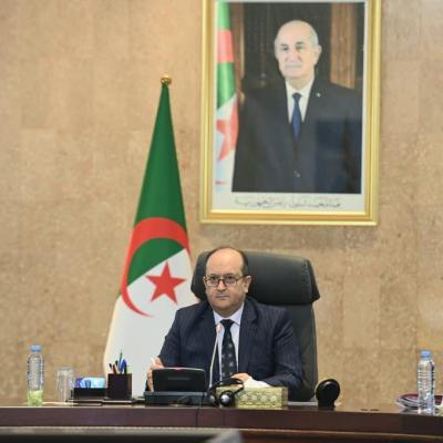 سيفي غريب يترأس اجتماعاً للحكومة 