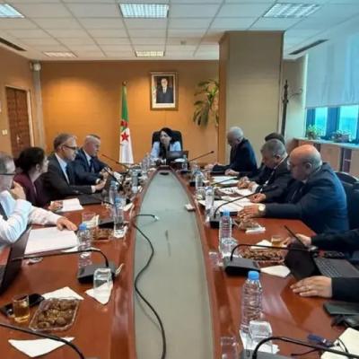 وزيرة التجارة الداخلية تستقبل وفدا عن صندوق النقد الدولي