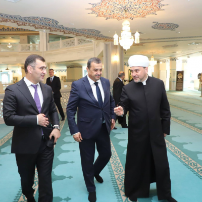 عرقاب يلتقي بموسكو برئيس الإدارة الدينية لمسلمي روسيا  