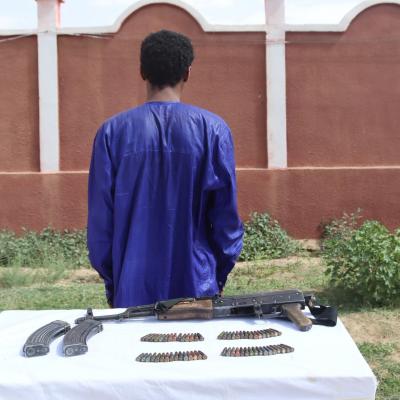 الجيش الوطني الشعبي : إرهابي يسلم نفسه للسلطات العسكرية ببرج باجي مختار 