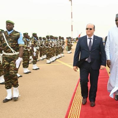 الوزير الأول يغادر نيامي عقب زيارة رسمية إلى النيجر 