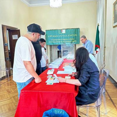 تشريعيات 2 جويلية: الحركة الجمعوية الجزائرية بإيطاليا ترافق أفراد الجالية وتساهم في إنجاح الاقتراع