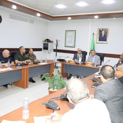 بوزقزة يبرز من بشار دور الرقمنة في الاستغلال الأمثل لمنشآت الري