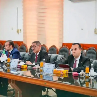 اللجنة الجمركية المشتركة الجزائرية-الليبية تجتمع بطرابلس