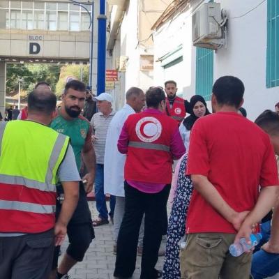 حادث انقلاب حافلة نقل مسافرين ببومرداس : هبة تضامنية بالمستشفيات التي  تستقبل الجرحى  