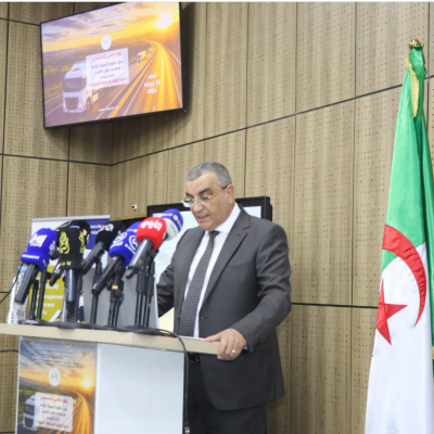 جلاوي يدعو إلى مكافحة الحمولة الزائدة لمركبات الوزن الثقيل