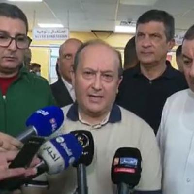 : بتكليف من رئيس  الجمهورية, الوزير  الأول يقف على حالة المصابين بمستشفى محمد لمين دباغين بالعاصمة 