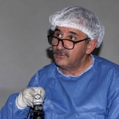 مستغانم: إجراء عملية جراحية ''دقيقة ونادرة'