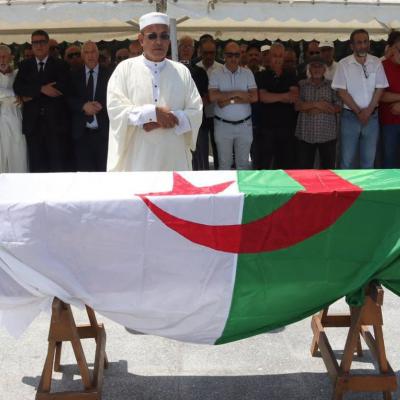 جنازة