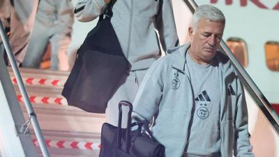 المنتخب الوطني لكرة القدم يحط الرحال بجدة