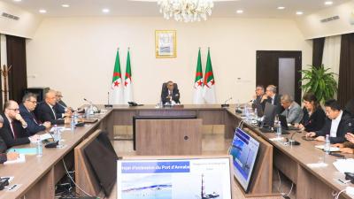 جلاوي يؤكد على ضرورة تسريع وتيرة أشغال توسعة ميناء عنابة الفوسفاتي