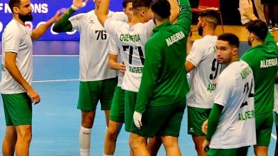 بطولة إفريقيا 2026 : الجزائر تفوز على أنغولا (27-22 ) وتبلغ المربع الذهبي
