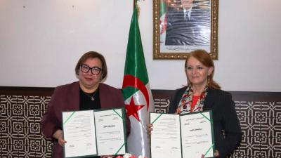 برتوكول تعاون بين وزارتي السياحة والتكوين والتعليم المهنيين لتكوين المرشدين  السياحيين غير المعتمدين