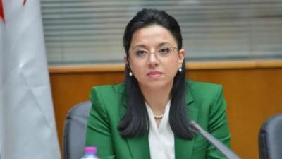 امال عبد اللطيف