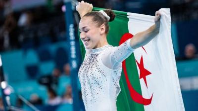 كاس العالم للجمباز 2026 (مرحلة القاهرة): الجزائرية كايليا نمور تتوج  بالميدالية الذهبية في عارضة التوازن