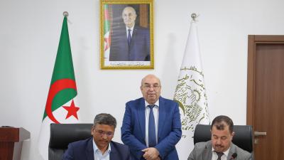 توقيع اتفاقية تعاون بين "صيدال" و مخابر هندية 