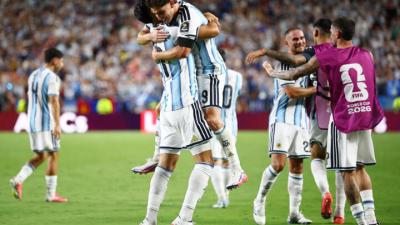 الأرجنتين تبلغ نصف النهائي بفوزها على سويسرا (3-1)