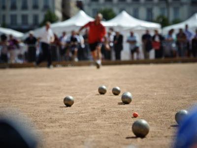 La pratique du sport de boule en Algérie