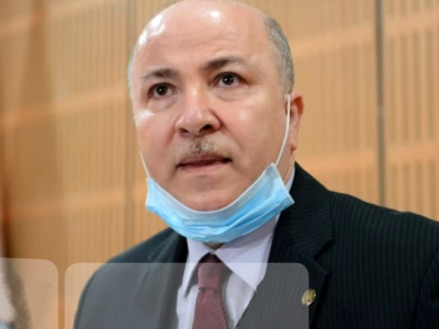 aymen premier ministre.png