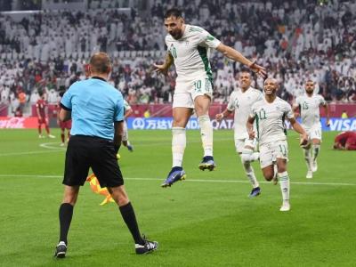 La joie de Belaili après avoir marqué le 2e but de l'Algérie face au Qatar