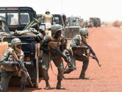 L'armée malienne à l'assaut des terroristes
