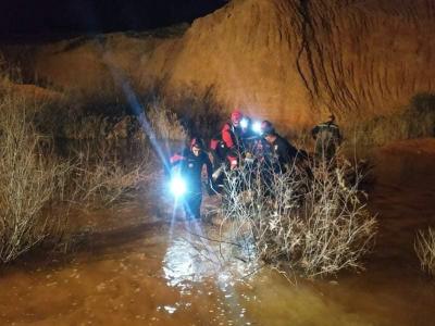 انتشال جثتي طفلين بمعسكر 