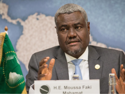 رئيس مفوضية الاتحاد الإفريقي محمد فقي