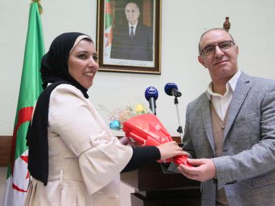 المدير العام للإذاعة الجزائرية يكرم عاملات المؤسسة