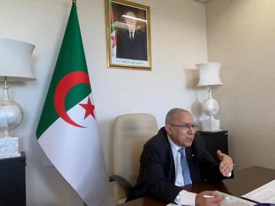 وزير الخارجية رمطان لعمامرة