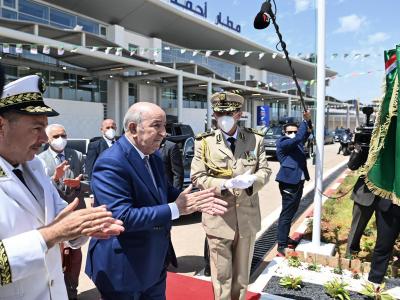 رئيس الجمهورية السيد عبد المجيد تبون رئيس الجمهورية السيد عبد المجيد تبون