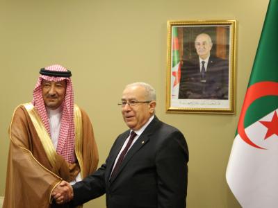 لعمامرة مستقبلاً نائب وزير الخارجية السعودي