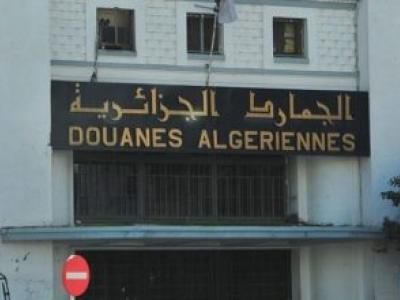 الجمارك الجزائرية 