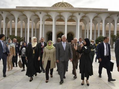 Miguel Diaz-Canel à la Grande mosquée d'Alger