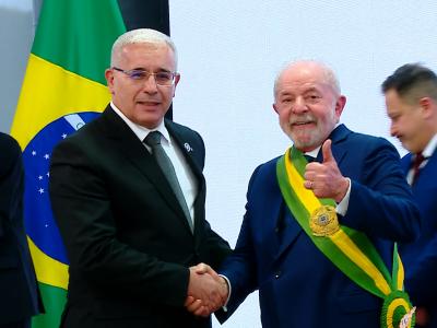إبراهيم بوغالي رفقة لولا دا سيلفا