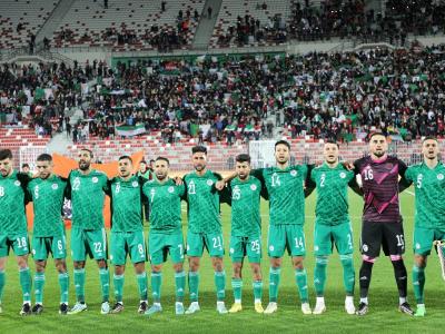 Equipe nationale de football des joueurs locaux